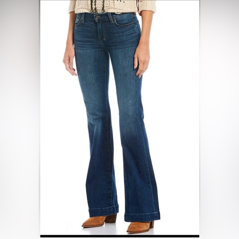 7 For All Mankind Dojo Dark Wash Flare Jeans size 30